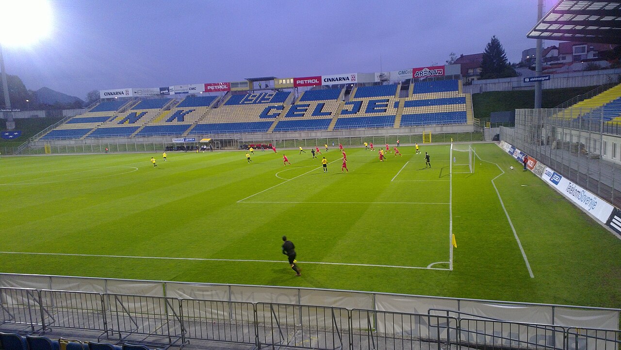 Stadion Z'dezele